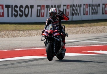 Marco Bezzecchi and Jorge Martín sign another double for Aprilia in Texas