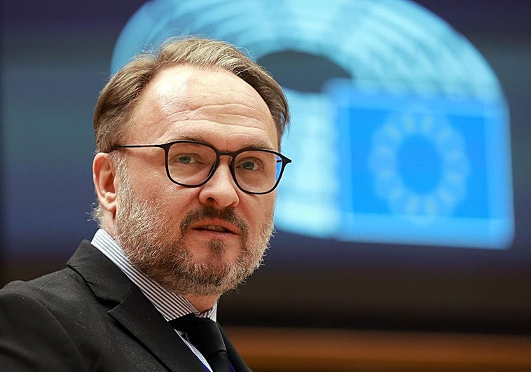 Bruselas recomienda a los países europeos reducir la demanda energética y asume que la crisis será larga