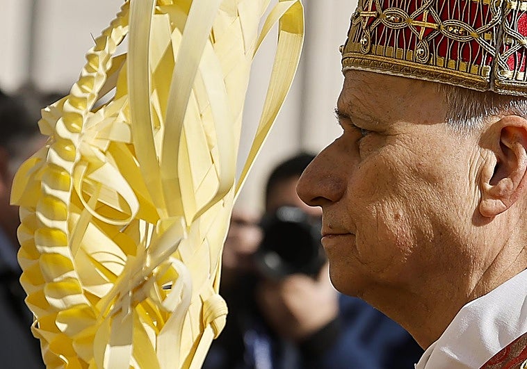 El Papa llevará personalmente la cruz durante el Vía Crucis del Viernes Santo en el Coliseo