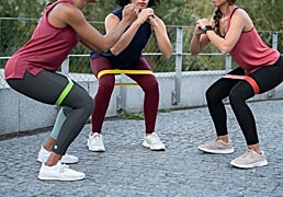 Los mejores kits de bandas de entrenamiento para ganar fuerza y tonificar