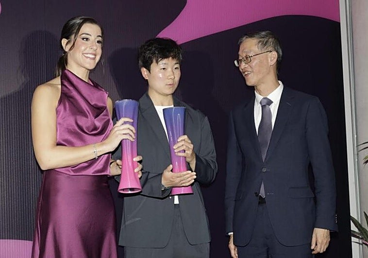 La emotiva despedida de He Bing Jiao a Carolina Marín: «Te deseo lo mejor»