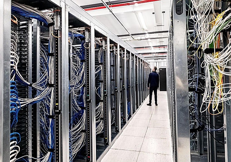 Fedea cuestiona el giro intervencionista en el acceso a la red eléctrica