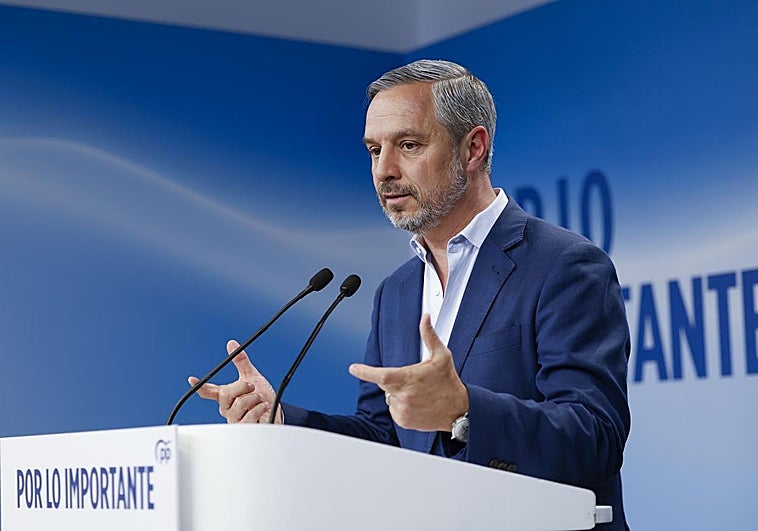 PSOE y PP se enzarzan por las causas judiciales que sientan en el banquillo a dos de sus exministros