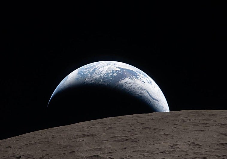 Cuatro días 'flotando' en el espacio para volver a la Tierra