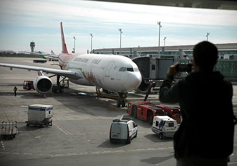 Los aeropuertos europeos afrontan una escasez de queroseno en tres semanas