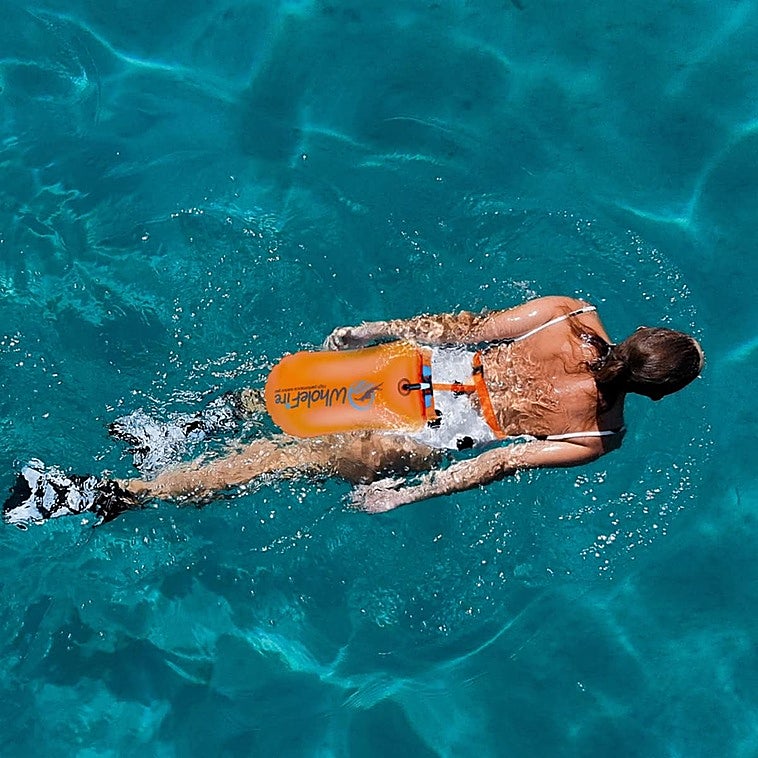 Las mejores boyas de natación tanto para aguas abiertas como para piscinas