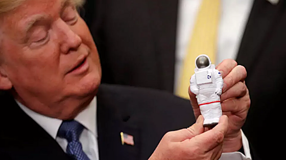 Trump: «No puedo estar más orgulloso. Ahora, a Marte»