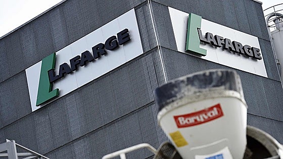 La Justicia francesa condena a la multinacional Lafarge por financiar a Estado Islámico en Siria
