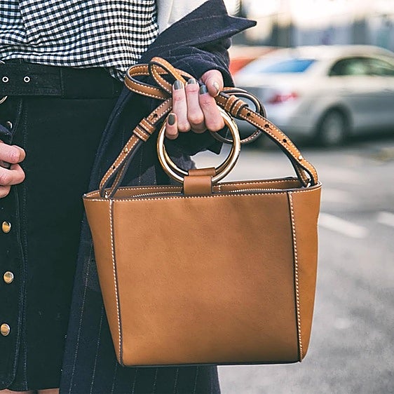 Renueva tu bolso con estas asas que combinan estilo y funcionalidad