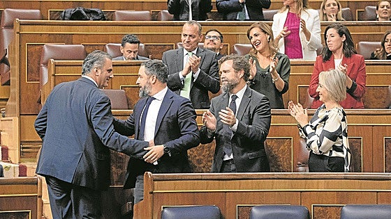 Vox expulsa a Ortega Smith, que recurrirá ante la justicia