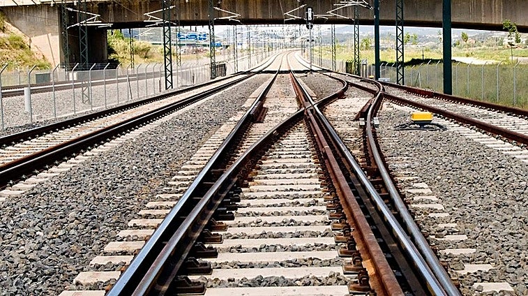 Un hombre muere atropellado por un tren en Ciudad Real mientras trabajaba en las vías
