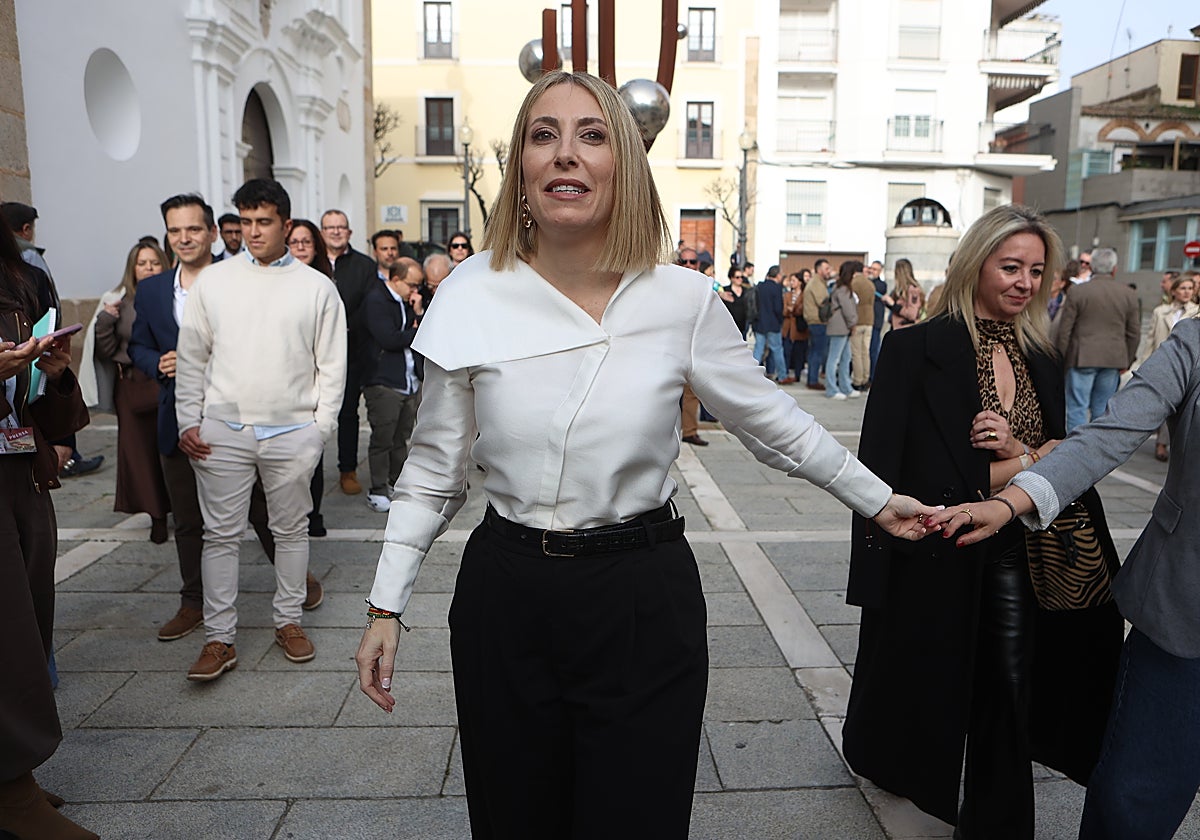 La presidenta de Extremadura en funciones, María Guardiola.