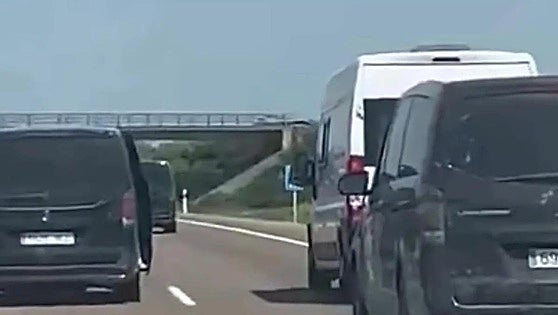 La Guardia Civil investiga si aficionados de la Real acosaron a una autocaravana de hinchas del Atlético