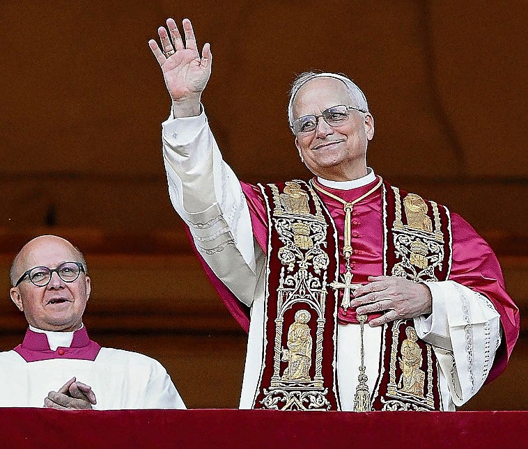 Intrigas, dólares y un tabú roto: lo que dicen las últimas revelaciones sobre la elección de León XIV