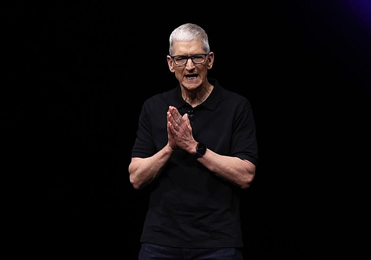 Apple cierra la etapa de Tim Cook como CEO y coloca a John Ternus al frente