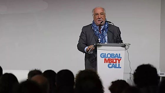El garaje de Pere Navarro: motores de combustión y diésel para el director que pide «acabar con los fósiles»