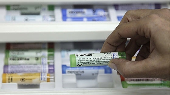 Sanidad asegura que la homeopatía no tiene eficacia alguna contra las enfermedades