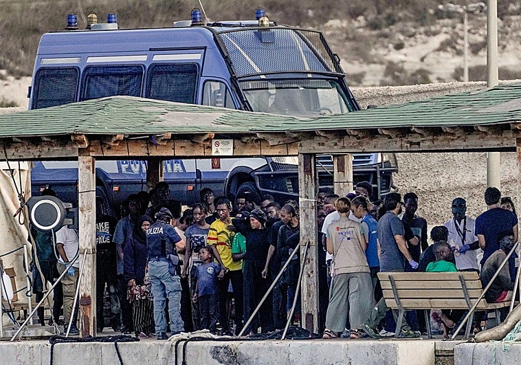 España encabeza el aumento de inmigrantes en la UE antes incluso de la regularización masiva