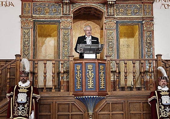 Celorio alaba el poder del humor cervantino