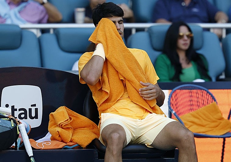 Alcaraz no estará en Roland Garros