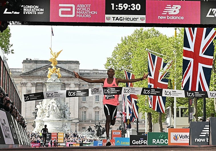 Sawe hace historia al derribar el muro de las dos horas en el maratón de Londres