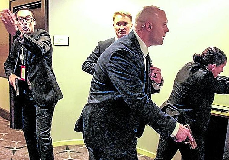 Disparos en el Hilton, dudas en la red: cómo un atentado real se convirtió en una conspiración en minutos