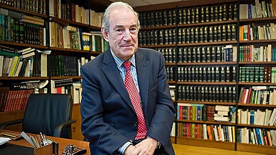 Muere Carlos Garaikoetxea, el primer lehendakari de la época moderna