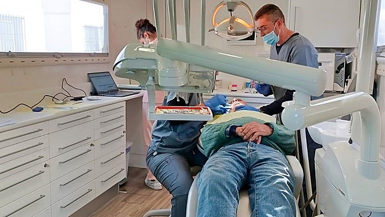 La dentista sobre ruedas