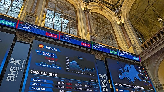 Un posible acuerdo de paz entre EE UU e Irán impulsa al Ibex y tumba el precio del petróleo