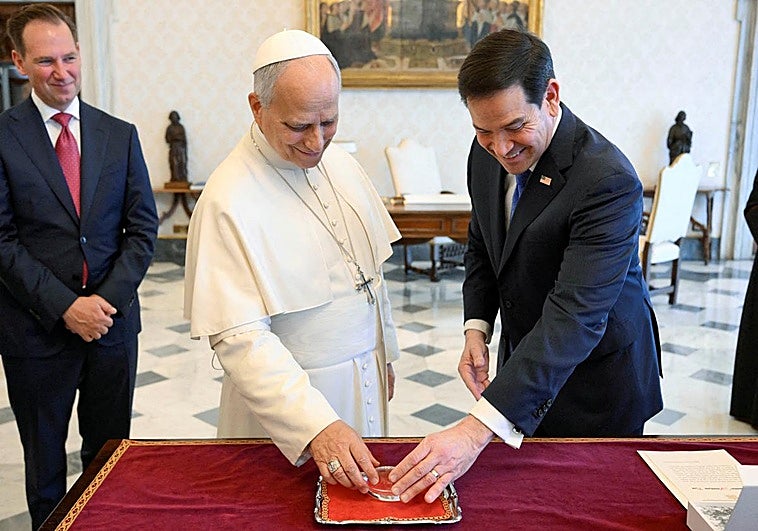 León XIV recibe a Rubio para intentar restaurar la relación con EE UU tras las críticas de Trump