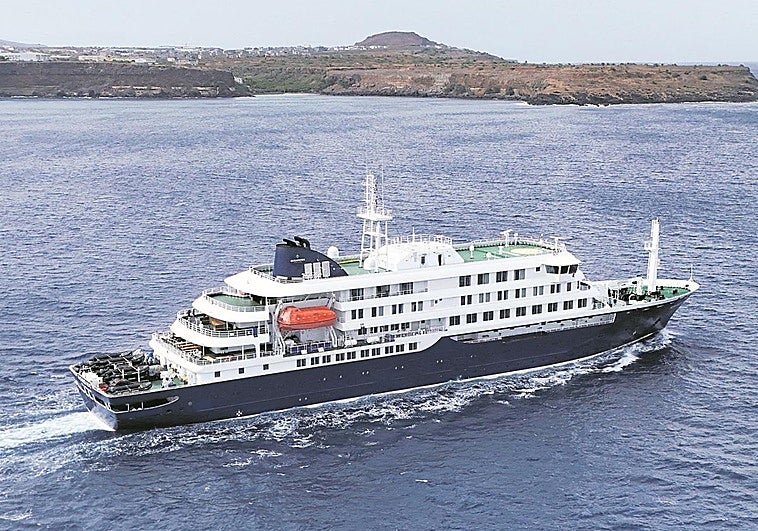 Canarias activa el protocolo de enfermedades infecciosas ante la llegada del crucero