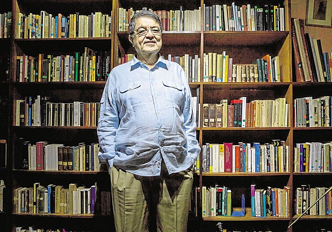 Sergio Ramírez, Vargas Llosa'nın RAE'deki boş koltuğunu tercih etti