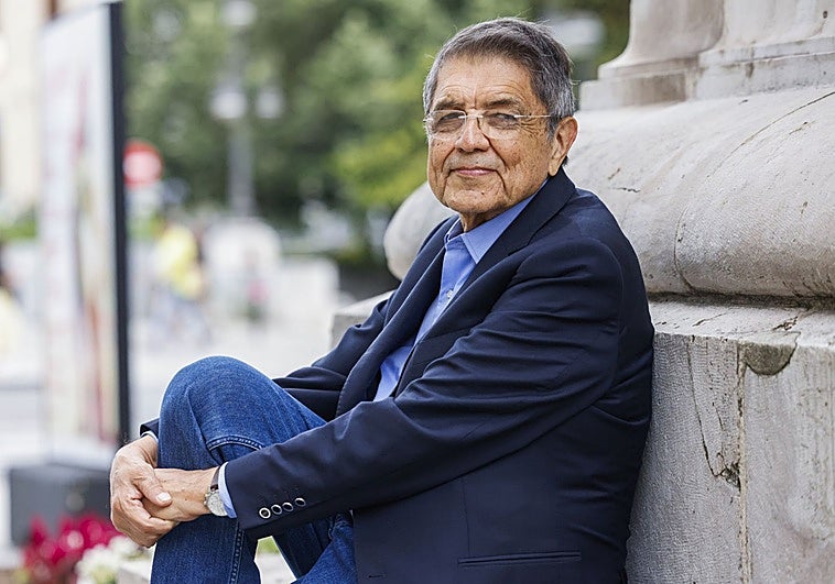 Sergio Ramírez opta a la silla vacante de Vargas Llosa en la RAE