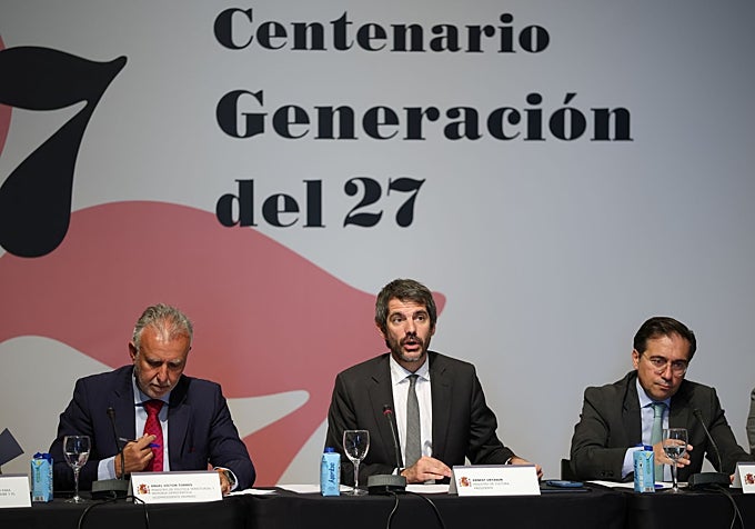 Los ministros Ángel Víctor Torres, Ernest Urtasun y José Manuel Albares.