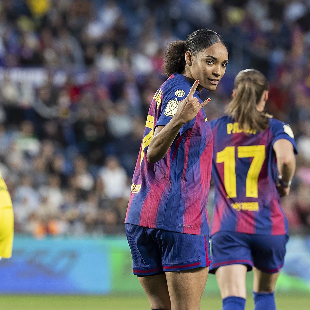 La delantera del FC Barcelona Salma Paralluelo celebra su gol durante la final de la Copa de la Reina.