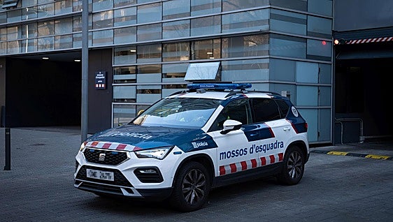 Detenidos tres policías canadienses por una agresión sexual a una prostituta en un taxi en Barcelona