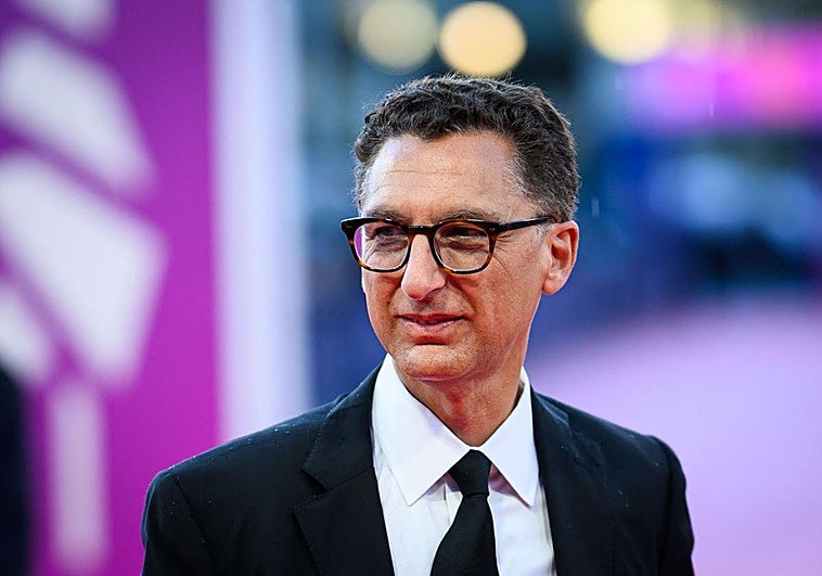El director de Canal+ amenaza con apartar a 600 profesionales del cine en Francia
