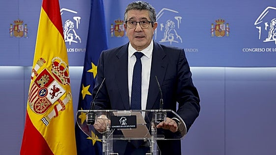 Patxi López sale en defensa de Zapatero: «Creemos de verdad en su inocencia»