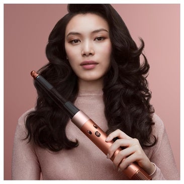 Rizos definidos y sin dañar el cabello: Así es actúa el moldeador multifunción Dyson Airwrap