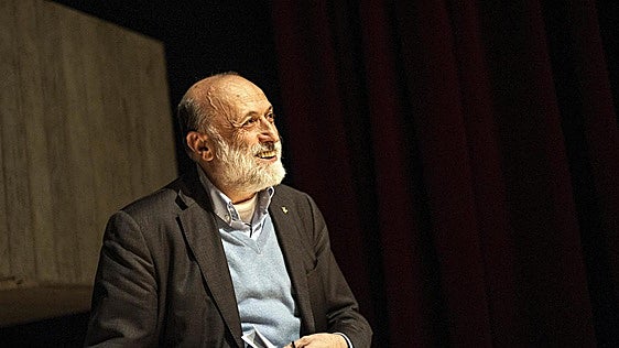 Muere Carlo Petrini, el fundador del movimiento Slow food que luchó contra la comida rápida