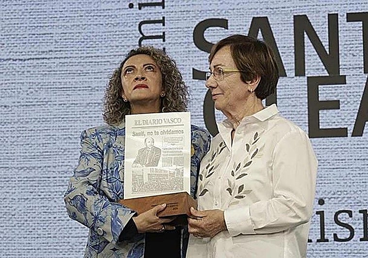 La reconocida periodista colombiana Jineth Bedoya recibe el primer premio Santi Oleaga
