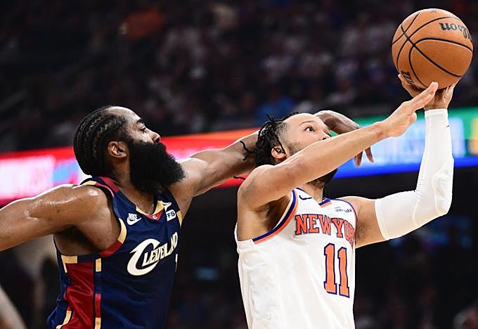Knicks çeyrek asırdan fazla bir süre sonra NBA Finallerine geri dönüyor