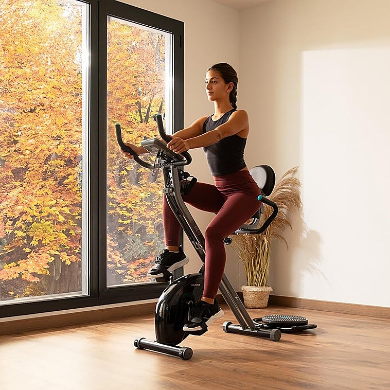 Estas bicicletas estáticas son perfectas para hacer cardio en casa