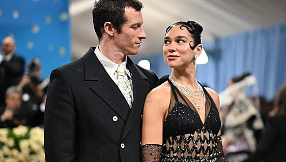 Dua Lipa y Callum Turner, boda íntima en Londres