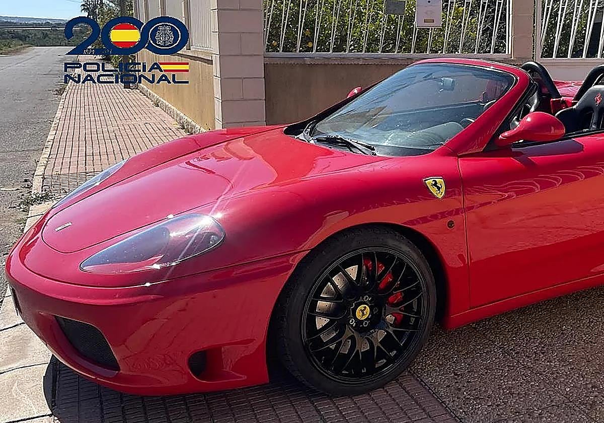 Detenido en Elche por poner a la venta un Ferrari 'fake'