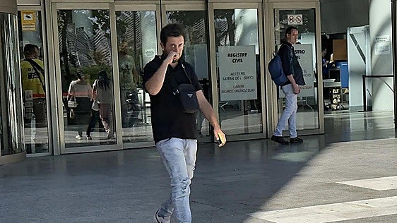 Prostituye a su novia menor de edad por 200 euros en Valencia