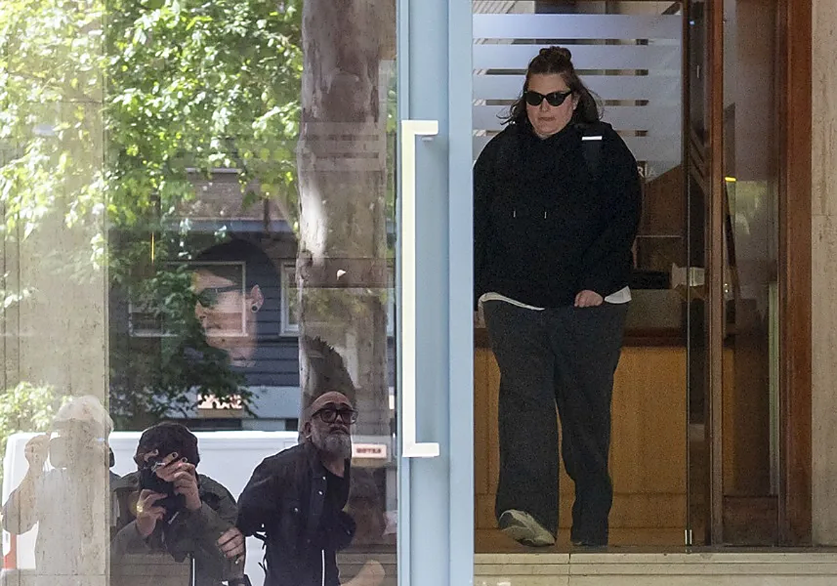 El PP pide al juez imputar a las hijas de Zapatero y a Ábalos en el 'caso Plus Ultra'