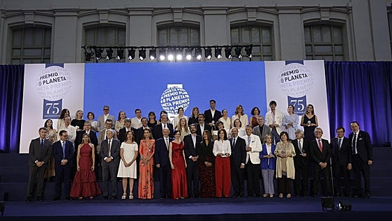 La escudería Planeta en pleno celebra el 75 aniversario del premio