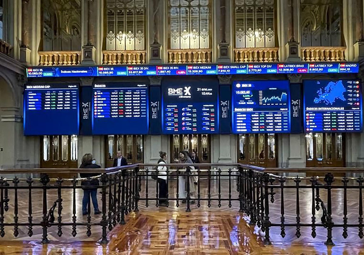 El Ibex 35 se eleva un 1,8% y supera los 18.600 puntos, máximos históricos