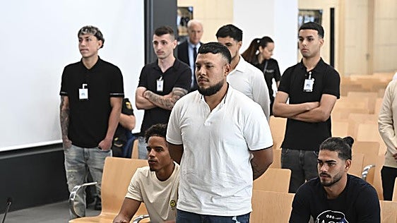 Condenado el «coro» de los Dominican Don´t Play que falsificaba billetes de 20 euros